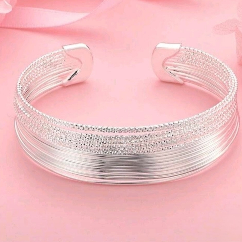 Sterling Silver Wire Thread  Bangle Bracelet